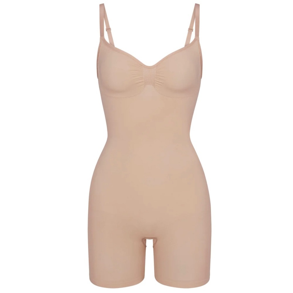 Skims XXS/XS Sculpting Mica Mid Thigh Shapewear Bodysuit